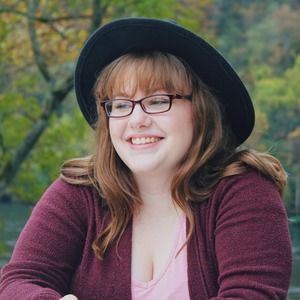 Meet your Posher, Chloe